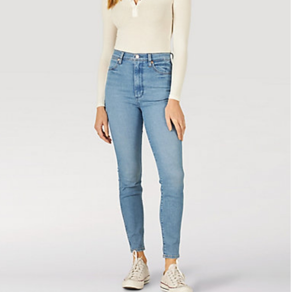 Women's Wrangler Wriggler 612 High Rise Skinny Jeans size 25